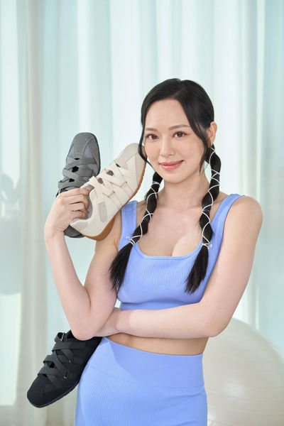 圖片 芭蕾舞風格-交叉帶休閒運動鞋 (Ballet-inspired cross-strap Casual sneakers)
